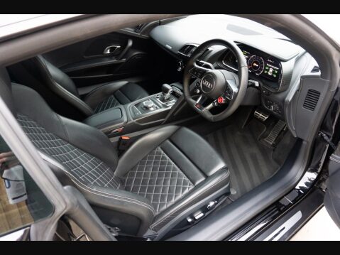 Audi R8 5.2 FSI V10 Plus S Tronic quattro Euro 6 (s/s) 2dr 43