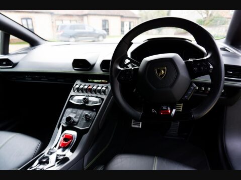 Lamborghini Huracan 5.2 V10 LP 610-4 LDF 4WD Euro 6 (s/s) 2dr 32