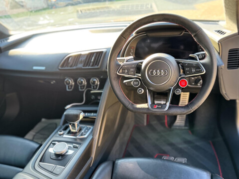 Audi R8 5.2 FSI V10 Plus S Tronic quattro Euro 6 (s/s) 2dr 2