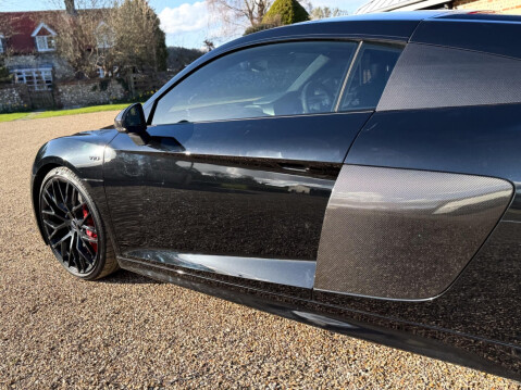 Audi R8 5.2 FSI V10 Plus S Tronic quattro Euro 6 (s/s) 2dr 13