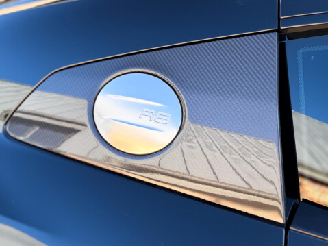 Audi R8 5.2 FSI V10 Plus S Tronic quattro Euro 6 (s/s) 2dr 17