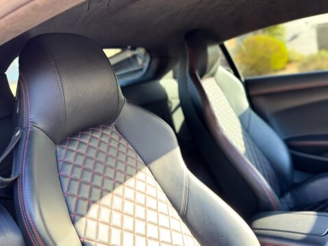 Audi R8 5.2 FSI V10 Plus S Tronic quattro Euro 6 (s/s) 2dr 20