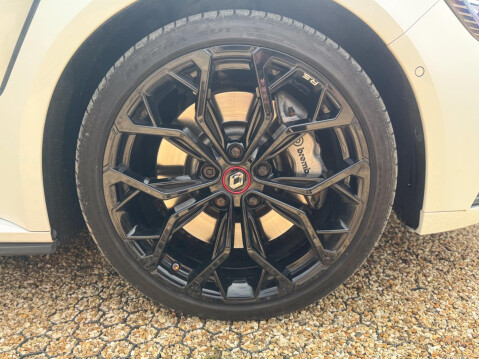 Renault Megane 1.8T R.S.300 EDC Euro 6 (s/s) 5dr 3