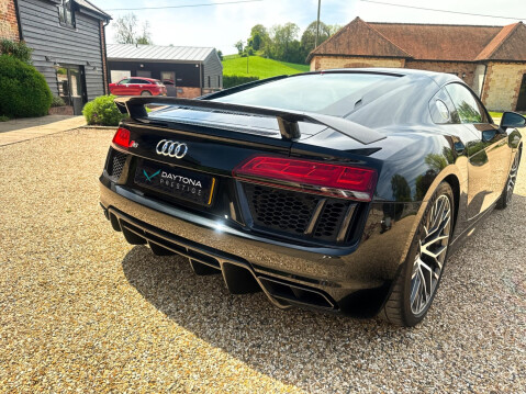 Audi R8 5.2 FSI V10 Plus S Tronic quattro Euro 6 (s/s) 2dr 8