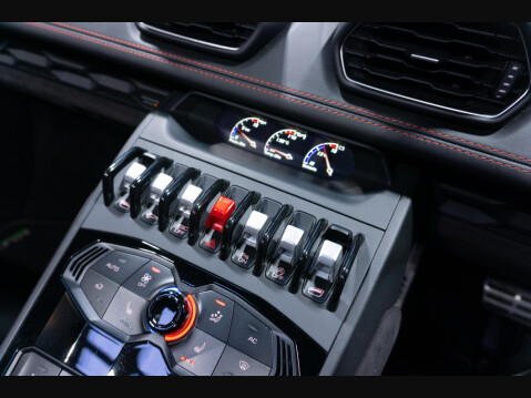 Lamborghini Huracan 5.2 V10 LP 610-4 Spyder LDF 4WD Euro 6 (s/s) 2dr 29