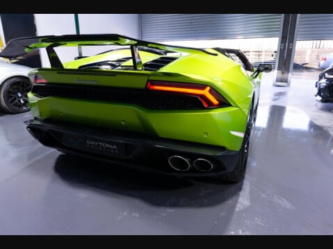 Lamborghini Huracan 5.2 V10 LP 610-4 Spyder LDF 4WD Euro 6 (s/s) 2dr 38