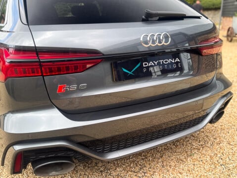 Audi RS6 4.0 TFSI V8 Tiptronic quattro Euro 6 (s/s) 5dr 17