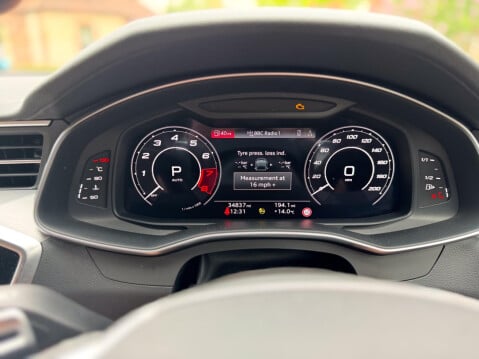 Audi RS6 4.0 TFSI V8 Tiptronic quattro Euro 6 (s/s) 5dr 30