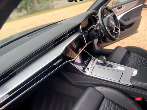 Audi RS6 4.0 TFSI V8 Tiptronic quattro Euro 6 (s/s) 5dr 34
