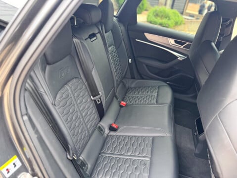 Audi RS6 4.0 TFSI V8 Tiptronic quattro Euro 6 (s/s) 5dr 36