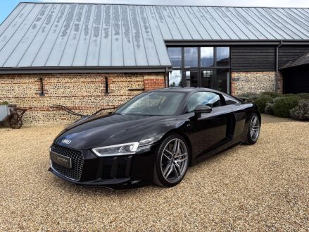 Audi R8 5.2 FSI V10 Plus S Tronic quattro Euro 6 (s/s) 2dr