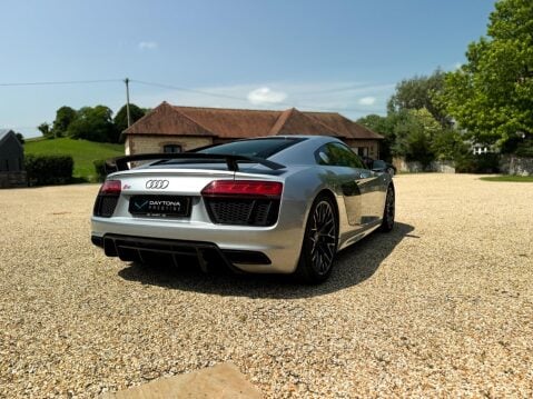 Audi R8 5.2 FSI V10 Plus S Tronic quattro Euro 6 (s/s) 2dr 7