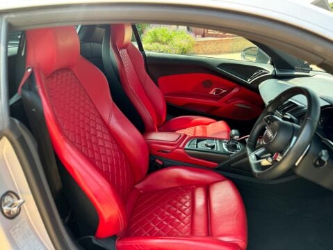 Audi R8 5.2 FSI V10 Plus S Tronic quattro Euro 6 (s/s) 2dr 16