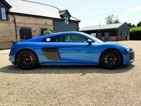 Audi R8 5.2 FSI V10 Plus S Tronic quattro Euro 6 (s/s) 2dr 9