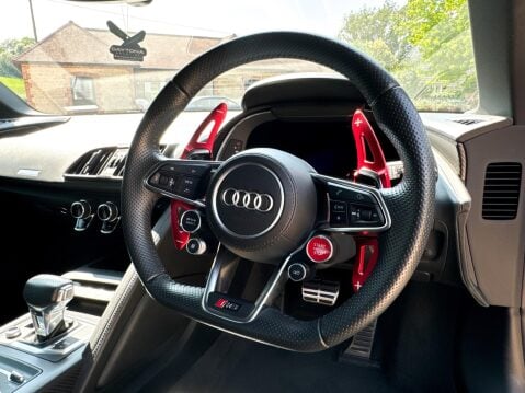 Audi R8 5.2 FSI V10 Plus S Tronic quattro Euro 6 (s/s) 2dr 20