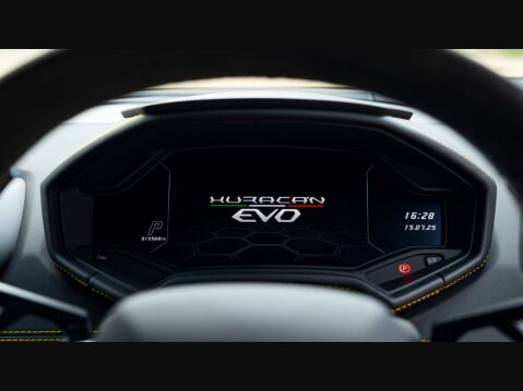 Lamborghini Huracan 42