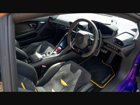 Lamborghini Huracan 30