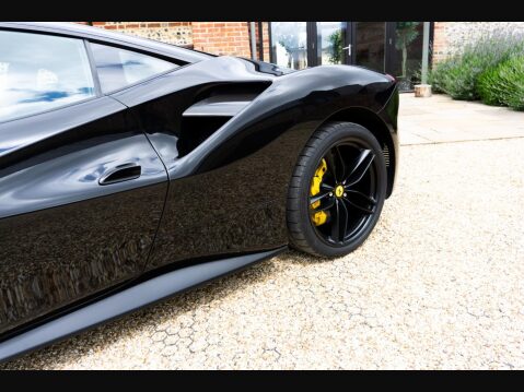 Ferrari 488 3.9T V8 GTB F1 DCT Euro 6 (s/s) 2dr 23