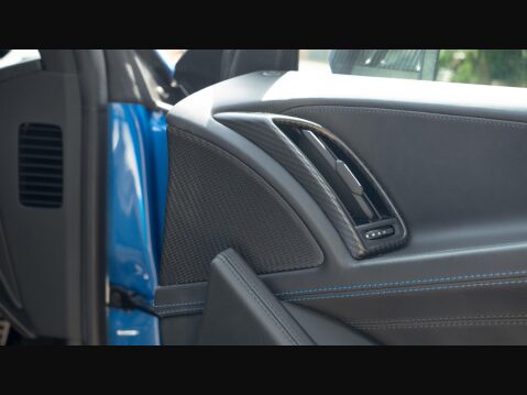 Audi R8 5.2 FSI V10 Plus S Tronic quattro Euro 6 (s/s) 2dr 29