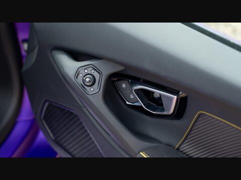 Lamborghini Huracan 5.2 V10 LP 640-4 EVO Coupe 2dr Petrol LDF 4WD Euro 6 (s/s) (640 ps) 39