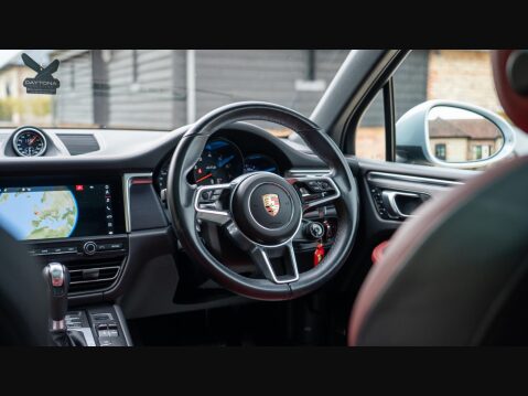 Porsche Macan 2.9T V6 GTS PDK 4WD Euro 6 (s/s) 5dr 29