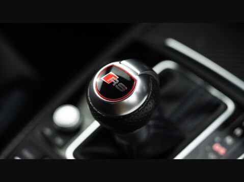 Audi RS6 4.0 TFSI V8 Performance Tiptronic quattro Euro 6 (s/s) 5dr 48