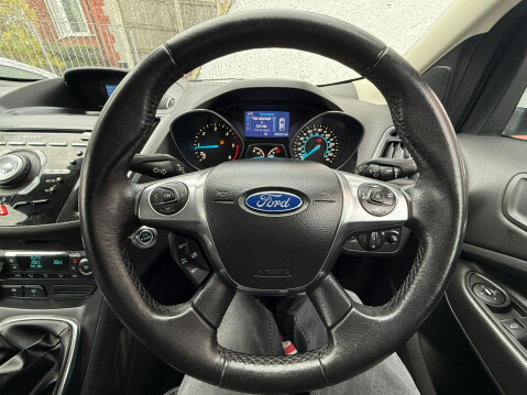 Ford Kuga TITANIUM TDCI 2WD 22