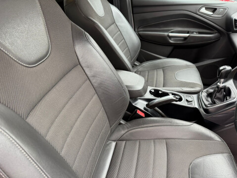 Ford Kuga TITANIUM TDCI 2WD 10