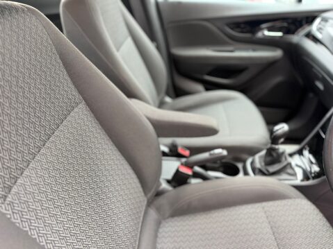 Vauxhall Mokka X DESIGN NAV S/S 28
