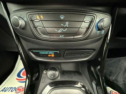 Ford B-Max ZETEC 13