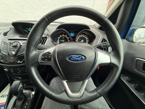 Ford B-Max ZETEC 18
