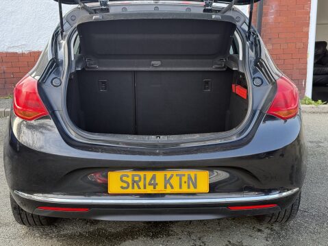 Vauxhall Astra EXCITE CDTI 8