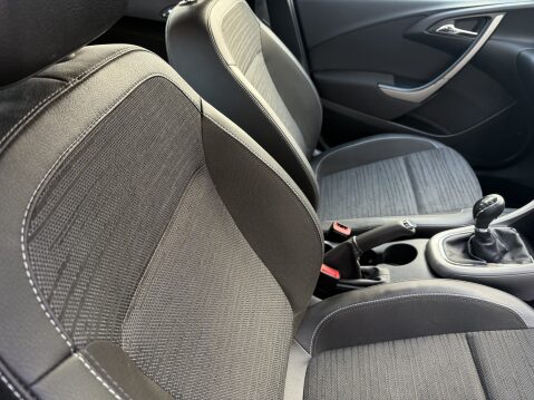 Vauxhall Astra EXCITE CDTI 11