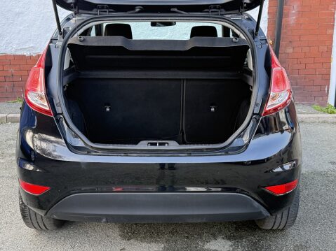 Ford Fiesta TITANIUM 7
