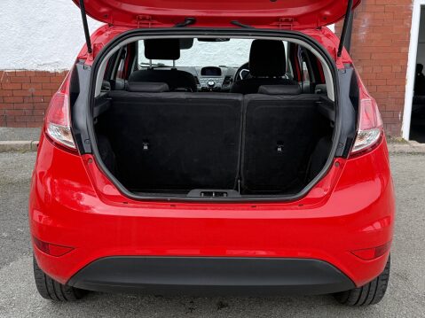 Ford Fiesta TITANIUM 8