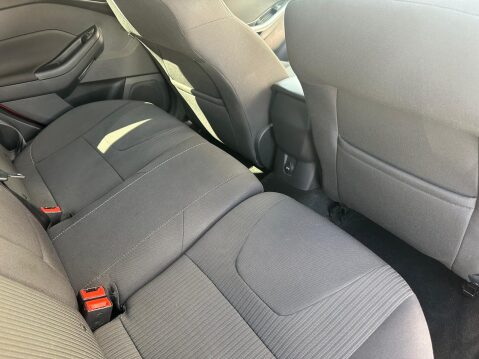 Ford Focus TITANIUM 21