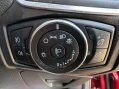 Ford Focus TITANIUM 18