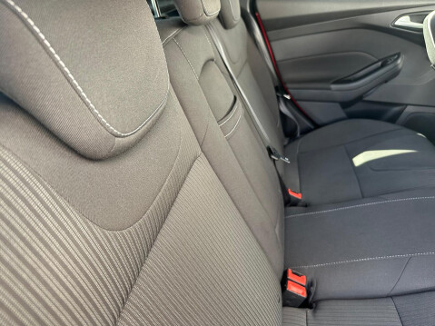 Ford Focus TITANIUM 22