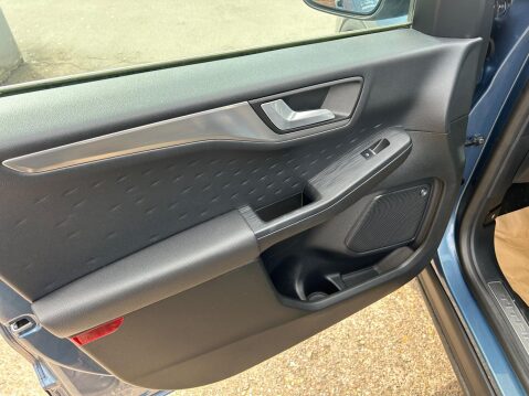 Ford Kuga 1.5T EcoBoost Titanium First Edition Euro 6 (s/s) 5dr 31