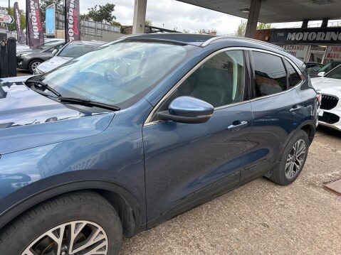Ford Kuga 1.5T EcoBoost Titanium First Edition Euro 6 (s/s) 5dr 45