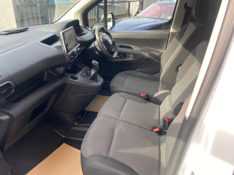 Peugeot Partner 1.5 BlueHDi 1000 Professional Premium Standard Panel Van SWB Euro 6 5dr 5