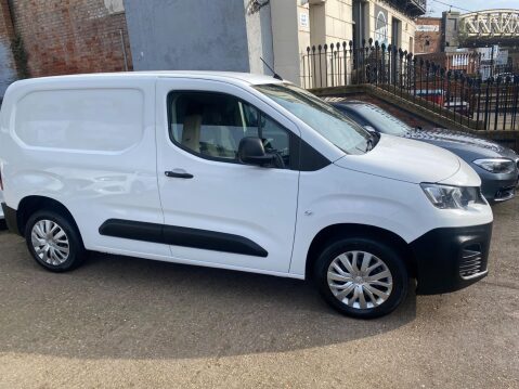 Peugeot Partner 1.5 BlueHDi 1000 Professional Premium Standard Panel Van SWB Euro 6 5dr 10