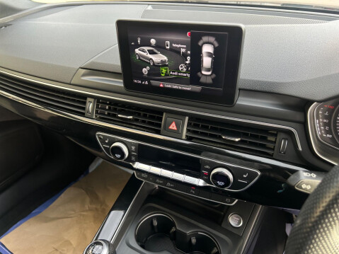 Audi A4 2.0 TFSI 35 Black Edition Euro 6 (s/s) 4dr 18