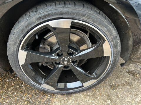 Audi A4 2.0 TFSI 35 Black Edition Euro 6 (s/s) 4dr 33