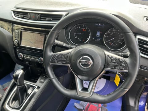 Nissan Qashqai 1.3 DIG-T Acenta Premium DCT Auto Euro 6 (s/s) 5dr 8