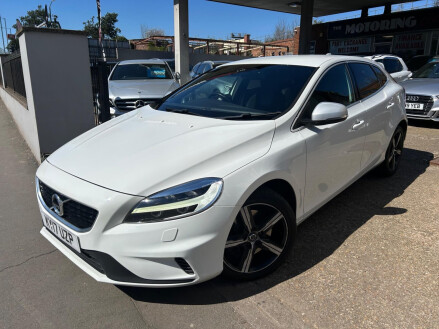 Volvo V40 2.0 D3 R-Design Nav Plus Euro 6 (s/s) 5dr