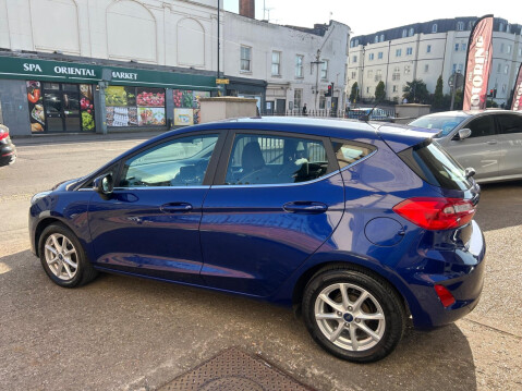 Ford Fiesta 1.1 Ti-VCT Zetec Euro 6 (s/s) 5dr 42