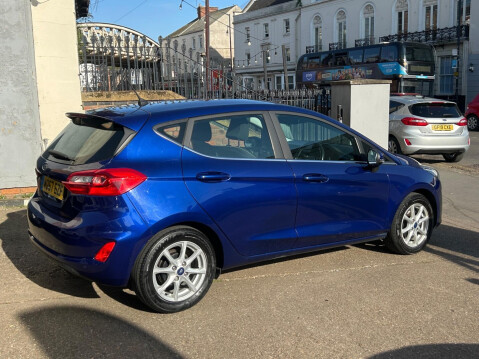 Ford Fiesta 1.1 Ti-VCT Zetec Euro 6 (s/s) 5dr 46