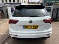 Volkswagen Tiguan 2.0 TDI R-Line Tech DSG Euro 6 (s/s) 5dr 39