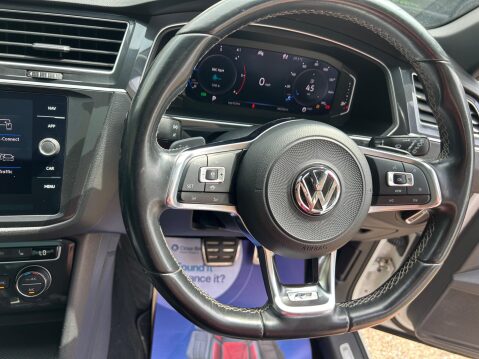Volkswagen Tiguan 2.0 TDI R-Line Tech DSG Euro 6 (s/s) 5dr 27